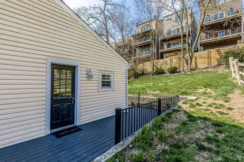 Exterior - 463 Stanley Ave, Cincinnati, OH 45226 photo 5 of 8