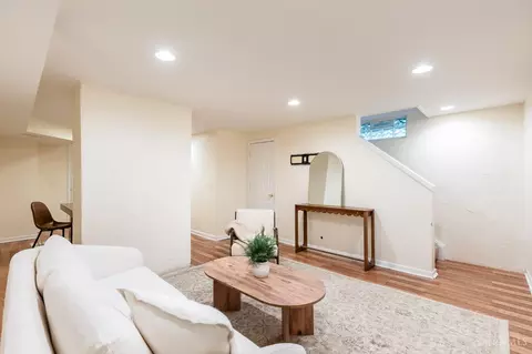 Living - 463 Stanley Ave, Cincinnati, OH 45226 photo 4 of 4