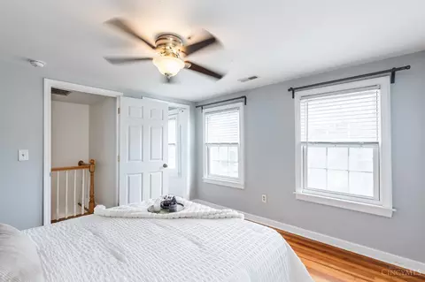 Bedroom - 463 Stanley Ave, Cincinnati, OH 45226 photo 2 of 3