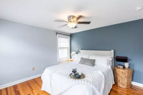 Bedroom - 463 Stanley Ave, Cincinnati, OH 45226 photo 1 of 3