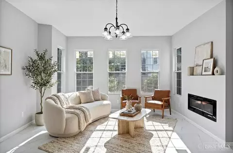 Living - 3565 Harvey Ave, Cincinnati, OH 45229 photo 1 of 4