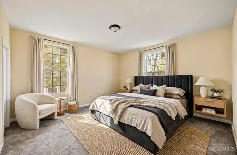 Bedroom - 3565 Harvey Ave, Cincinnati, OH 45229 photo 1 of 4
