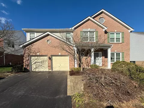 937 Merritt Grove Ln, Cincinnati, OH 45255