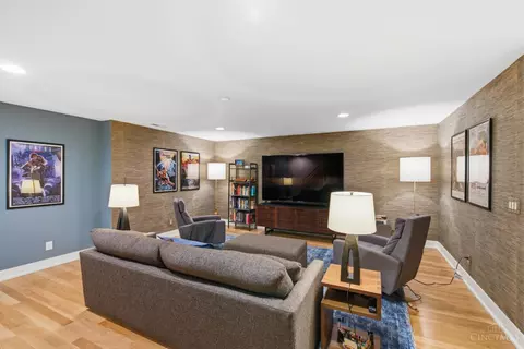 Living - 1507 Elm St, Cincinnati, OH 45202 photo 3 of 4