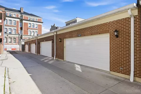 Exterior - 1507 Elm St, Cincinnati, OH 45202 photo 6 of 6
