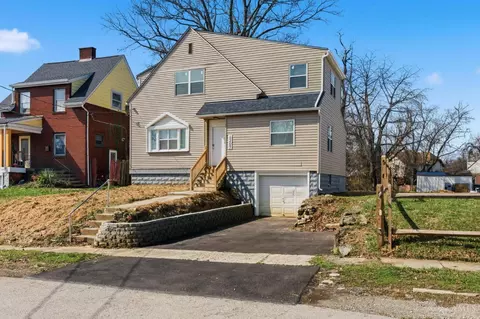 6207 Coleridge Ave, Cincinnati, OH 45213