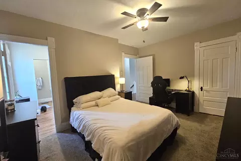 Bedroom - 2002 Clarion Ave, Cincinnati, OH 45207 photo 2 of 6