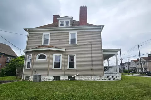 Exterior - 2002 Clarion Ave, Cincinnati, OH 45207 photo 5 of 8