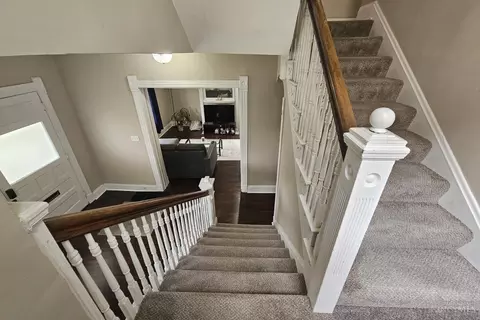 Entry Way - 2002 Clarion Ave, Cincinnati, OH 45207 photo 2 of 3