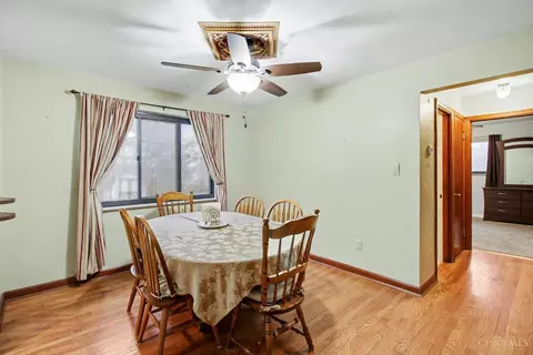 Dining - 2938 Temple Ave, Cincinnati, OH 45211 photo 2 of 2
