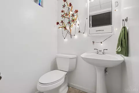 Bath - 2938 Temple Ave, Cincinnati, OH 45211 photo 2 of 2