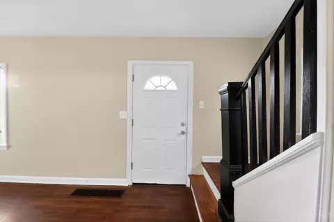 Entry Way - 1735 Ashbrook Dr, Cincinnati, OH 45238 photo 1 of 5