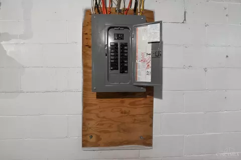 Other - 1735 Ashbrook Dr, Cincinnati, OH 45238 photo 5 of 6