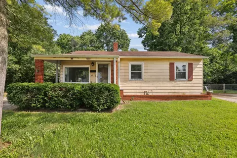 381 Carver Pl, Hamilton, OH 45011