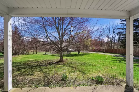 Exterior - 4954 Beechwood Rd, Cincinnati, OH 45244 photo 10 of 11