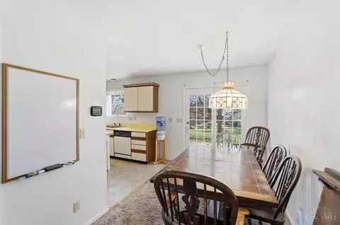 Dining - 4954 Beechwood Rd, Cincinnati, OH 45244 photo 1 of 2