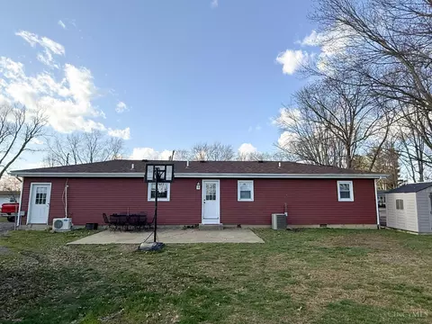 Exterior - 5545 Maple Grove Ave, Blanchester, OH 45107 photo 3 of 4