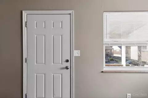 Entry Way - 700 Wilbud Dr, Cincinnati, OH 45205 photo 1 of 3