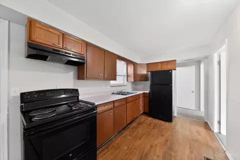 Kitchen - 700 Wilbud Dr, Cincinnati, OH 45205 photo 1 of 2