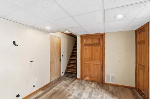 Entry Way - 1034 Rutledge Ave, Cincinnati, OH 45205 photo 9 of 9