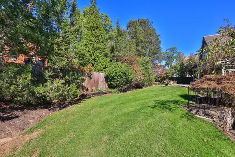 1121 Edwards Rd, Cincinnati, OH 45208 photo 7