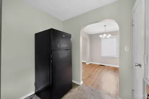 Entry Way - 2843 Robert Ave, Cincinnati, OH 45211 photo 1 of 3