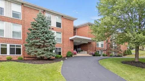 3566 Amberacres Dr, Cincinnati, OH 45237