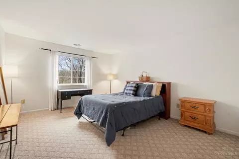 Bedroom - 837 Neeb Rd, Delhi, OH 45233 photo 3 of 4