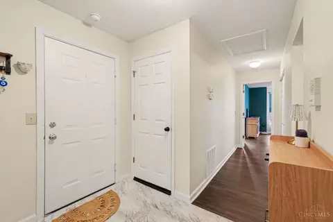 Entry Way - 837 Neeb Rd, Delhi, OH 45233 photo 2 of 2
