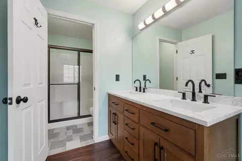 Bath - 837 Neeb Rd, Delhi, OH 45233 photo 1 of 2