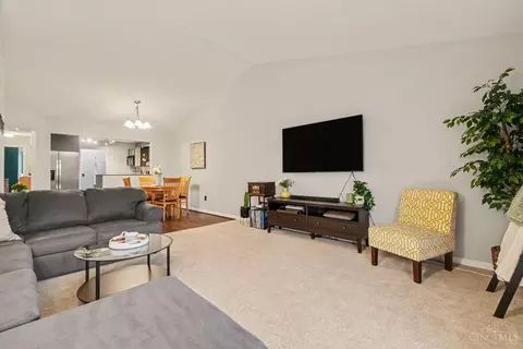 Living - 837 Neeb Rd, Delhi, OH 45233 photo 1 of 2