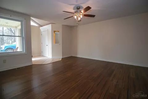 Living - 5024 Brant Rd, Morrow, OH 45152 photo 3 of 5