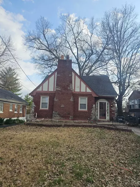 5005 Western Hills Ave, Cincinnati, OH 45238