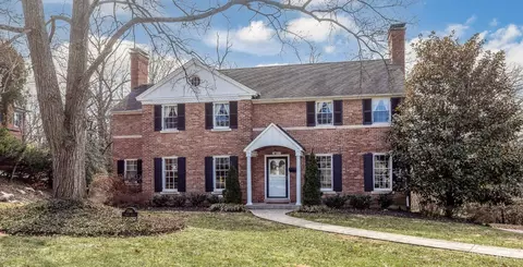 3561 Bayard Dr, Cincinnati, OH 45208