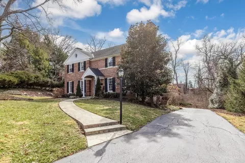 3561 Bayard Dr, Cincinnati, OH 45208 photo 3