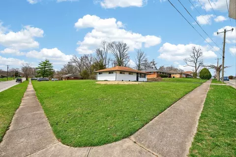 Exterior - 2351 Mercury Ave, Cincinnati, OH 45231 photo 3 of 8