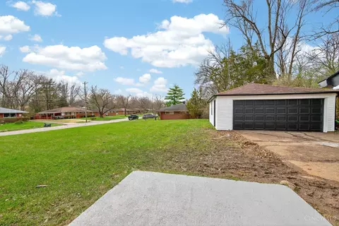 Exterior - 2351 Mercury Ave, Cincinnati, OH 45231 photo 7 of 8