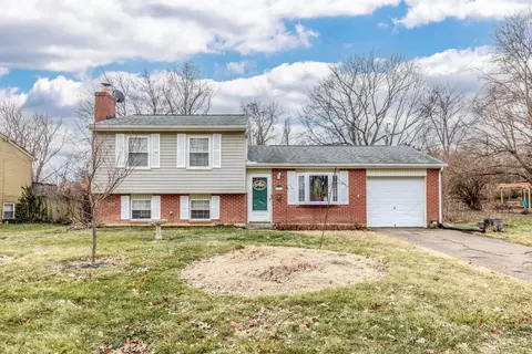 2317 Magdalena Dr, Cincinnati, OH 45231