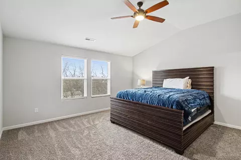Bedroom - 4677 Hampton Pointe Dr, Cincinnati, OH 45248 photo 1 of 5