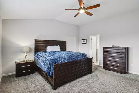 Bedroom - 4677 Hampton Pointe Dr, Cincinnati, OH 45248 photo 2 of 5