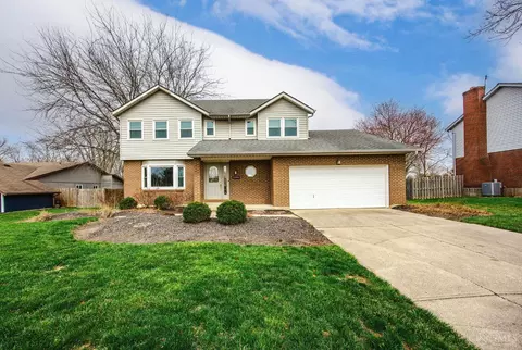 3798 Riverdowns Ct, Hamilton, OH 45011