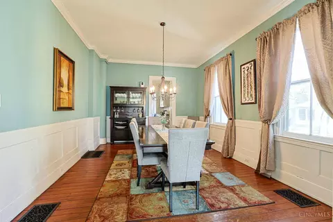 Dining - 1075 Willow Ave, Glendale, OH 45246 photo 1 of 5