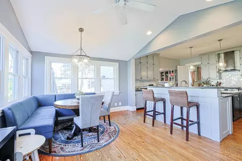 Dining - 1075 Willow Ave, Glendale, OH 45246 photo 4 of 5