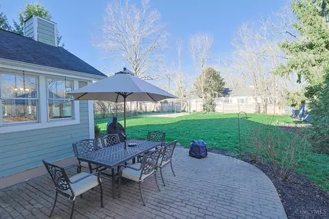 Exterior - 1075 Willow Ave, Glendale, OH 45246 photo 8 of 13