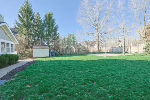 Exterior - 1075 Willow Ave, Glendale, OH 45246 photo 10 of 13
