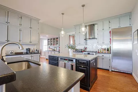 Kitchen - 1075 Willow Ave, Glendale, OH 45246 photo 1 of 6