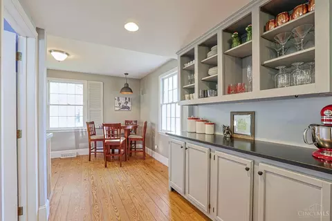 Kitchen - 1075 Willow Ave, Glendale, OH 45246 photo 6 of 6