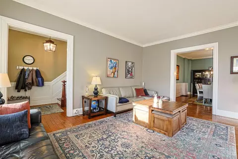 Living - 1075 Willow Ave, Glendale, OH 45246 photo 2 of 5