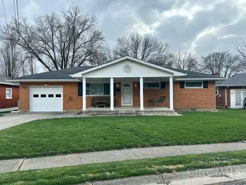 396 Mary Lane Cir, South Lebanon, OH 45065