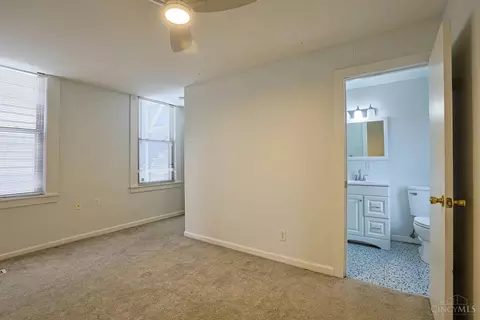 Bedroom - 982 Hatch St, Cincinnati, OH 45208 photo 7 of 7